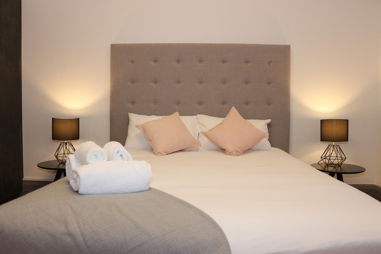 Guildford Hotel Bagian luar foto