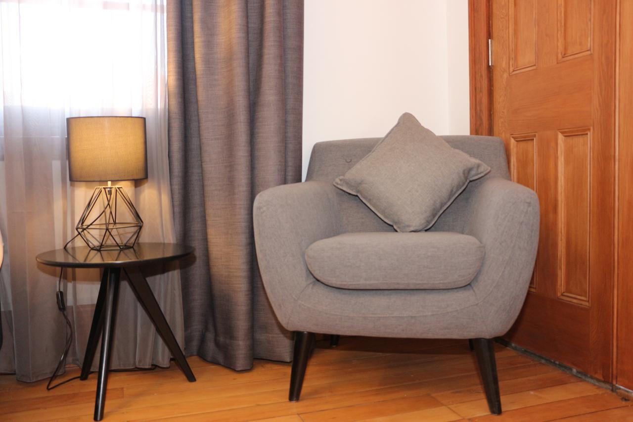Guildford Hotel Bagian luar foto