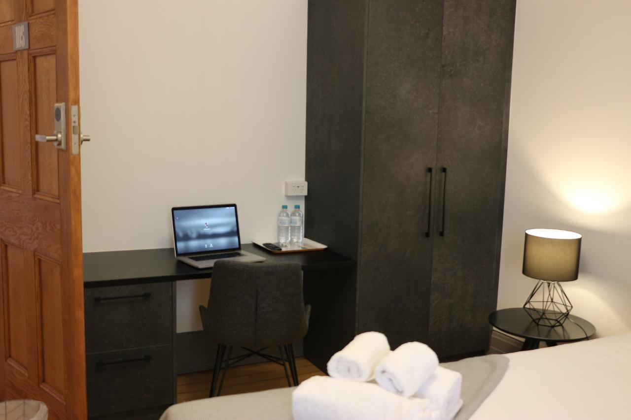 Guildford Hotel Bagian luar foto